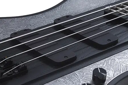 Basso The Doom Alusonic Aluminium Instruments 2
