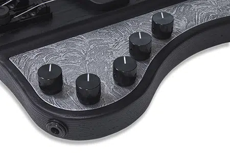 Basso The Doom Alusonic Aluminium Instruments 3