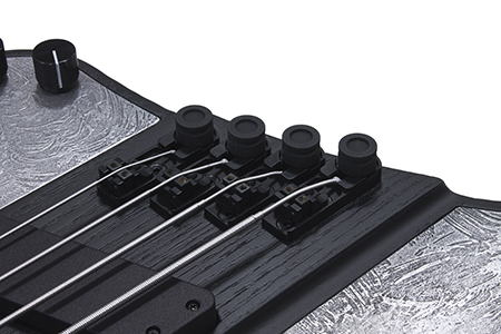 Basso The Doom Alusonic Aluminium Instruments 4