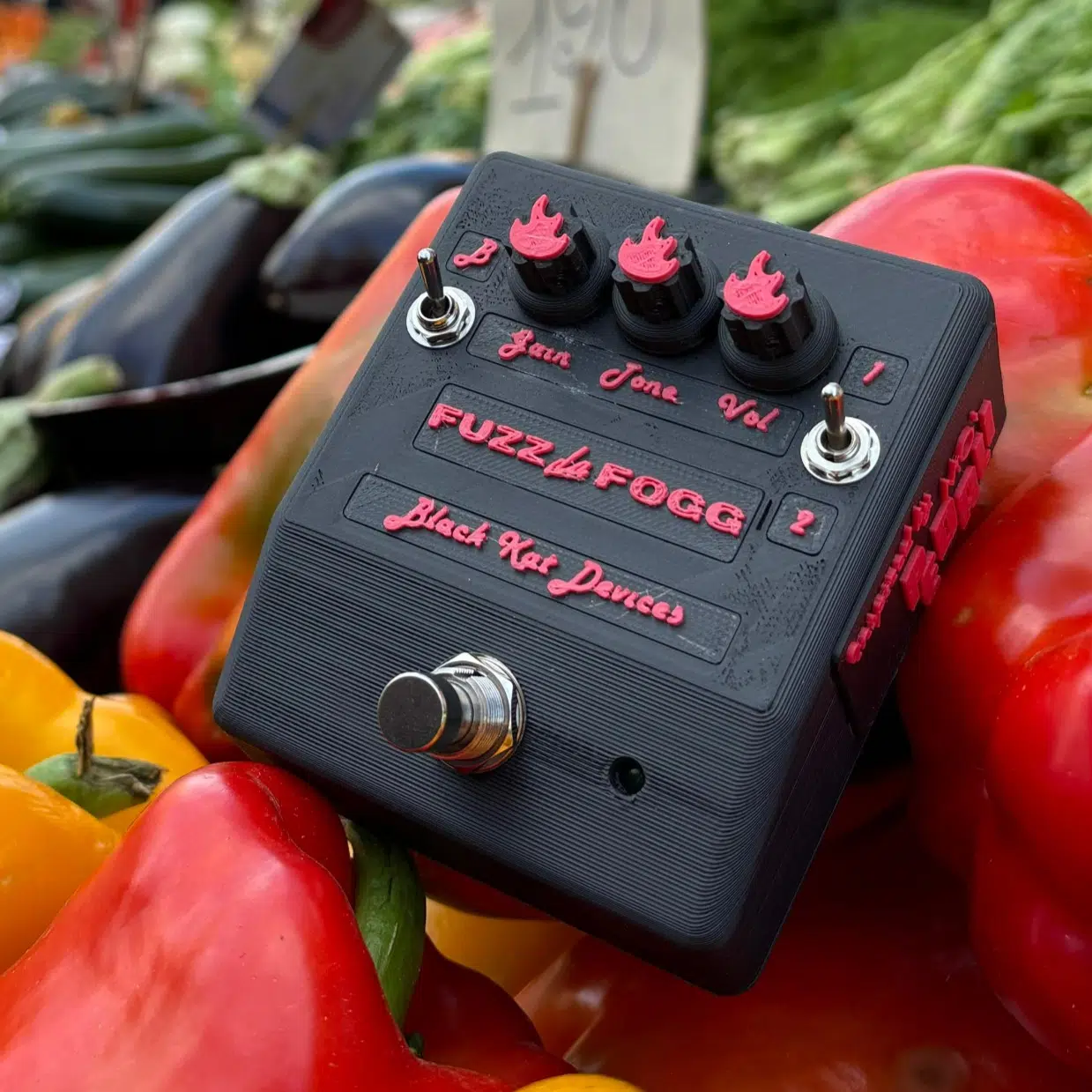 Fuzz da Fog Black Cat Devices 1