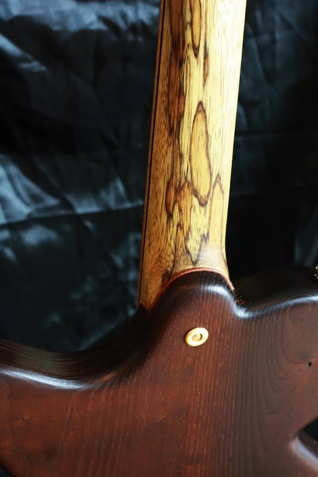 F Guitar Model ShiverGuitar Chitarra elettrica 5